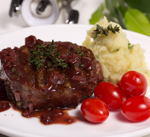 Steak & Creamy Mash